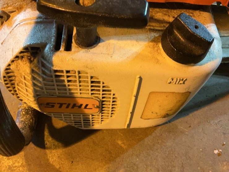 #111-•-stihl-041av-farmboss-chainsaw-image-11