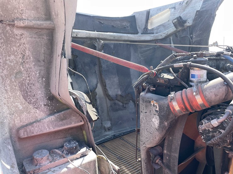 2004-kenworth-t800-image-99