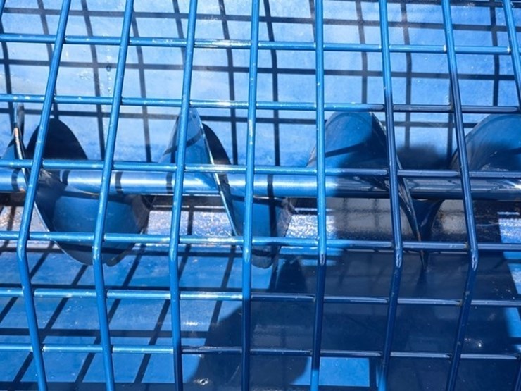 new-harvest-t862-8"x62'-transport-auger-image-9