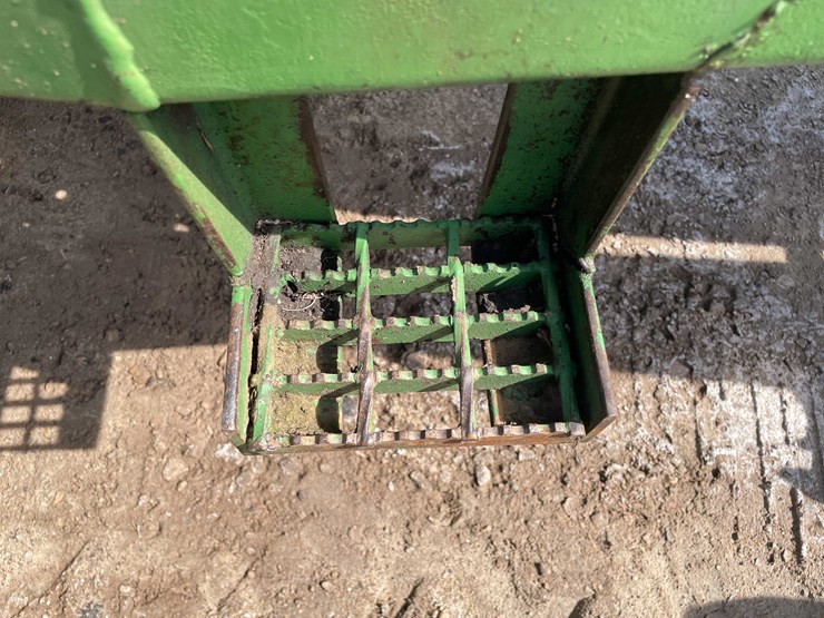 1961-john-deere-2010-image-54