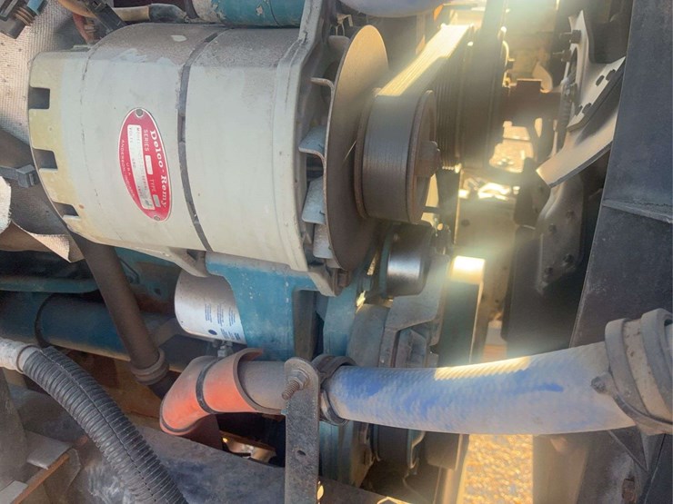 1999-international-4800-image-31