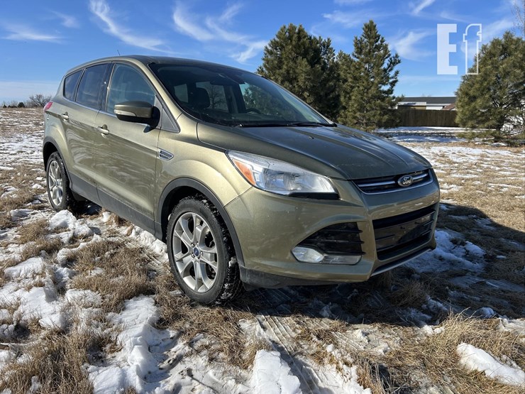 2013-ford-escape-sel-image-3
