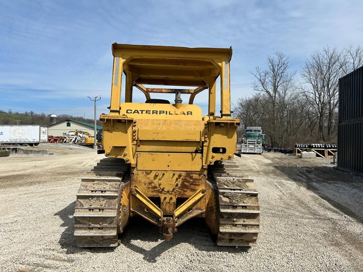 caterpillar-d7f-image-3