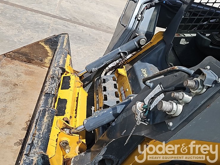 2023-deere-325g-image-15