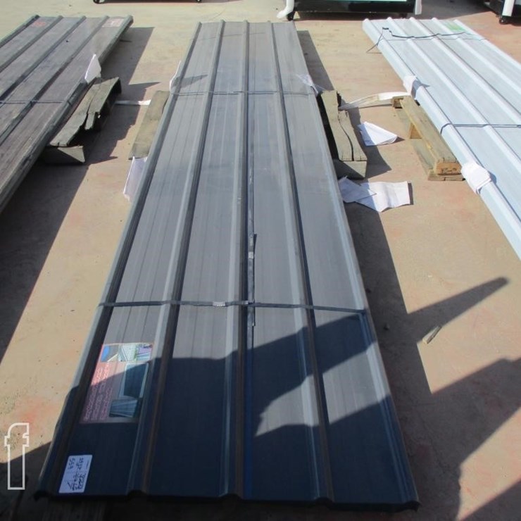 3' X 16' METAL ROOF PANELS