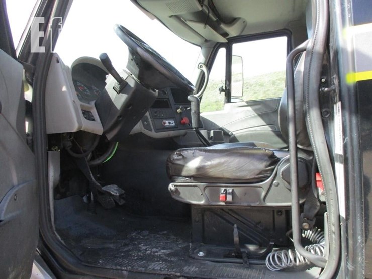 2009-international-transtar-8600-image-7