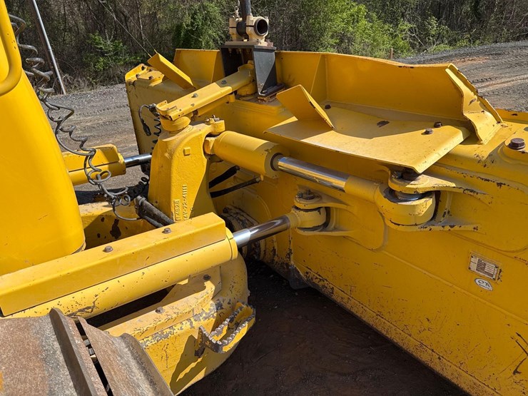 2021-komatsu-d71px-24-image-8