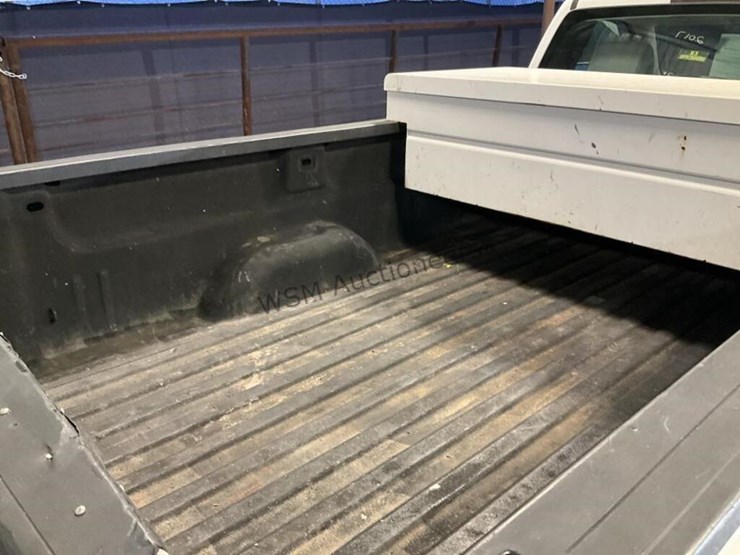 2017-chevrolet-silverado-1500-image-9