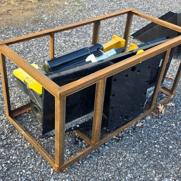 New CFG Skidloader Rock Hammer