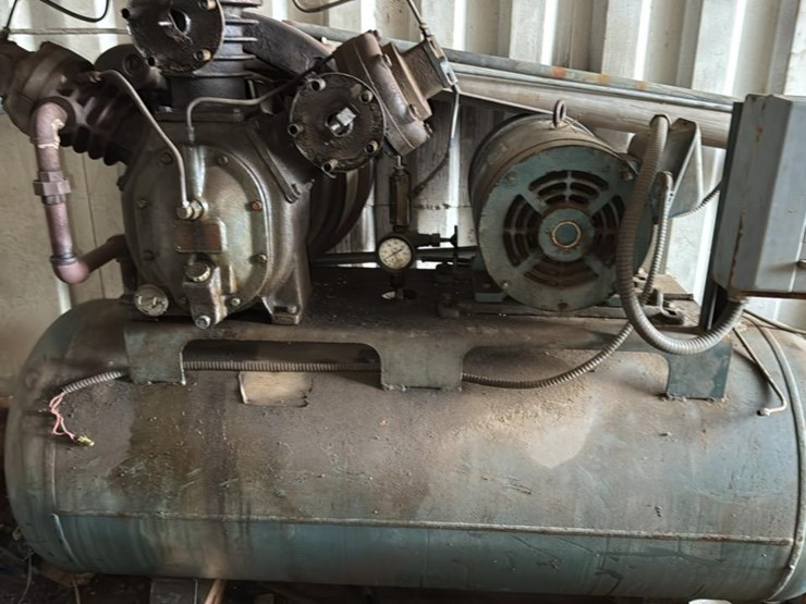 #259-•-stationary-air-compressor-image-2