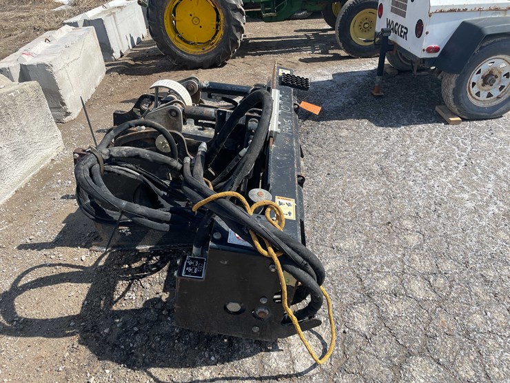 #5683-•-2019-cold-planer-cat-pc305b-image-4