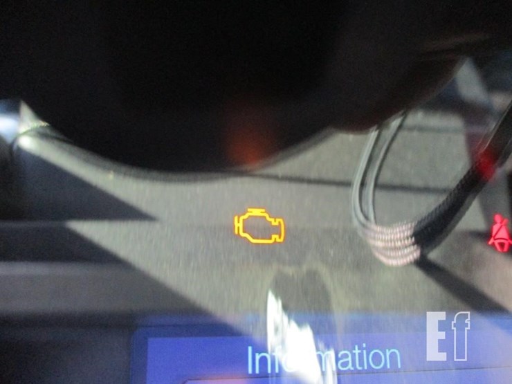 2014-ford-explorer-image-11