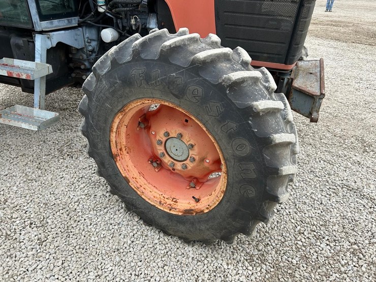 kubota-m105s-image-10