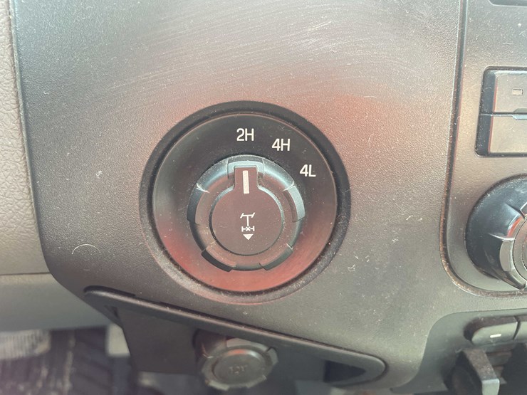 #5677-•-2011-f250-4x4-extended-cab-(has-wi-title)-image-75