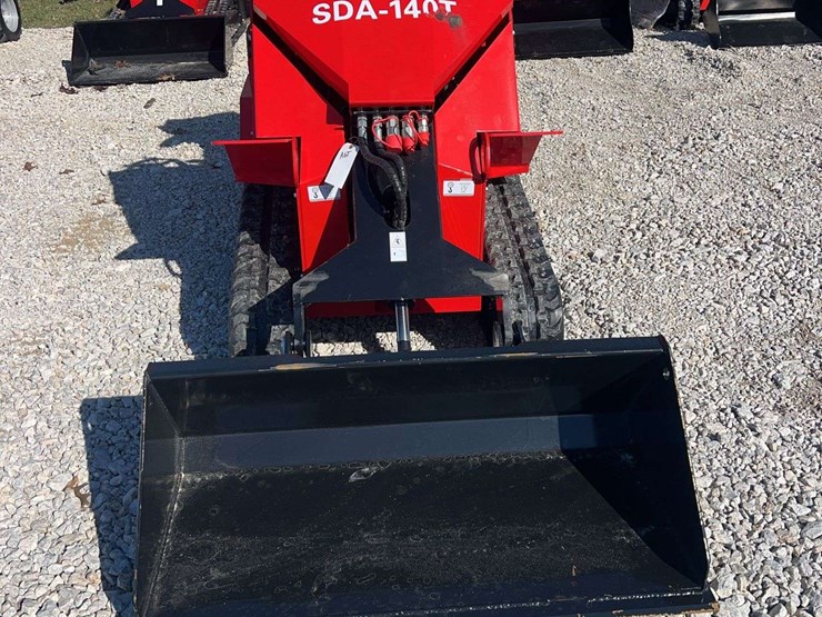 2026-sdlanch-sda-140t-mini-skid-steer-image-2