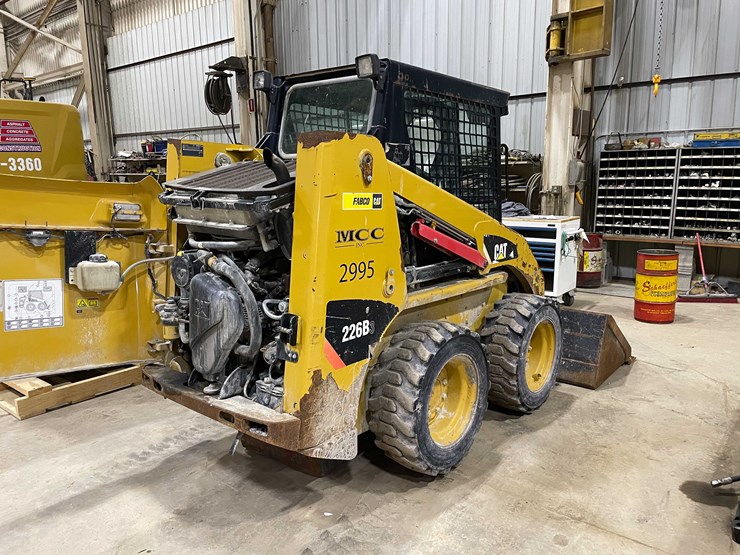 2012-caterpillar-226b3-image-5