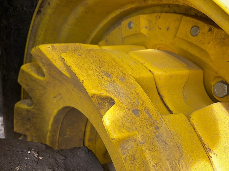 john-deere-6195m-image-6