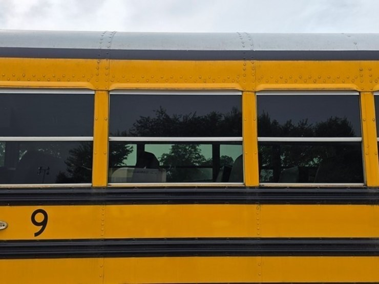 2008-caterpillar-c7-image-29