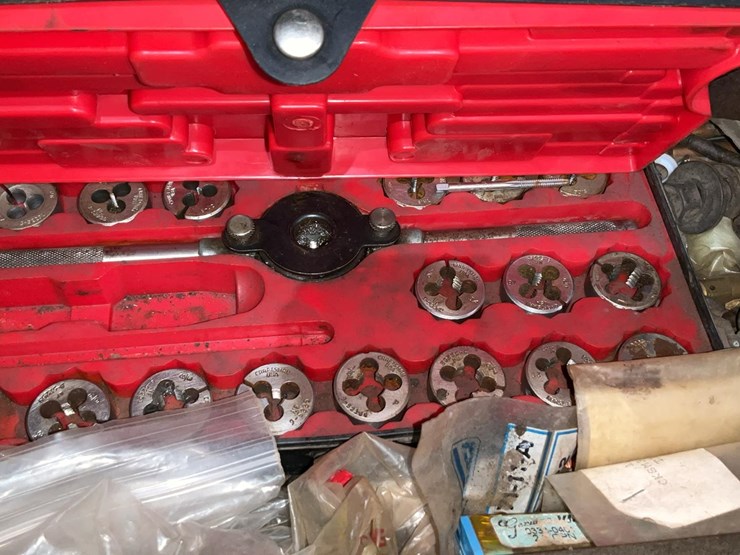 #266-•-tool-chest,-oils,-torches-and-parts-image-23