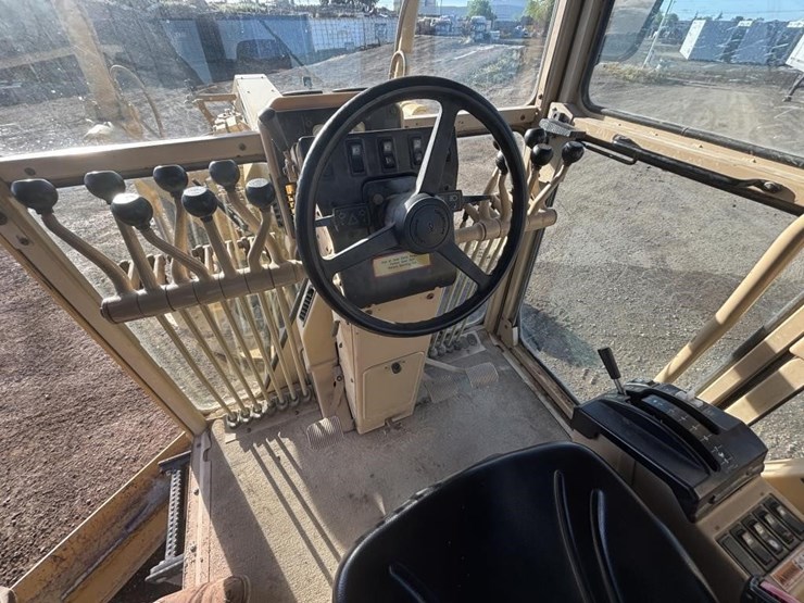 2006-caterpillar-143h-motor-grader-image-38