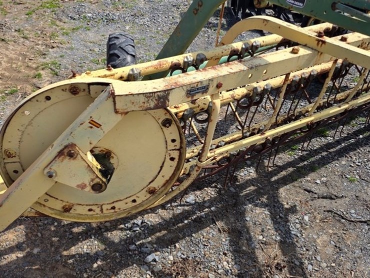 john-deere-dolly-wheel-rake-image-7