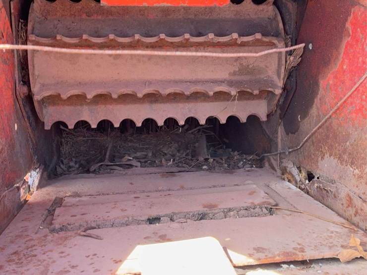 red-portable-pto-driven-feed-grinder-mixer,-steel-construction-image-21