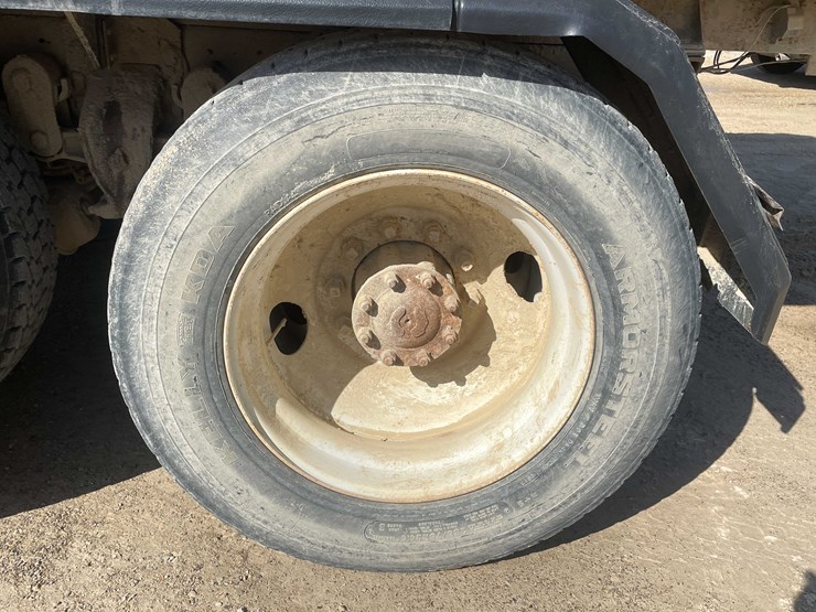 1987-ford-ltl9000-image-9