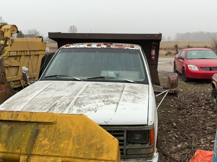 1991-chevrolet-cheyenne-3500-image-10