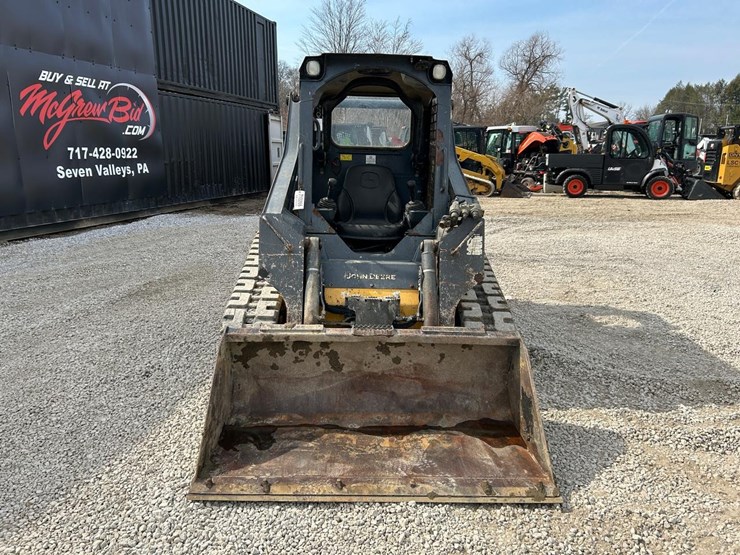 2019-deere-317g-image-7