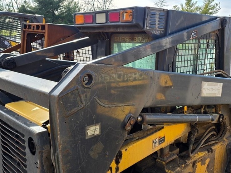 new-holland-ls180-image-15