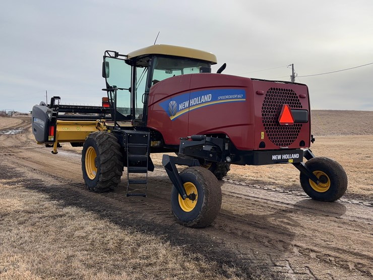 2019-new-holland-speedrower-160-image-2