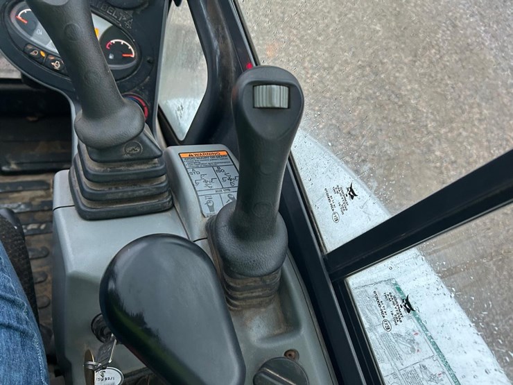 2017-bobcat-e35-image-22