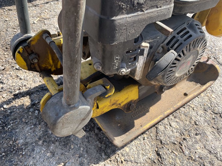 #5689-•-wacker-vp1135-plate-compactor-image-11
