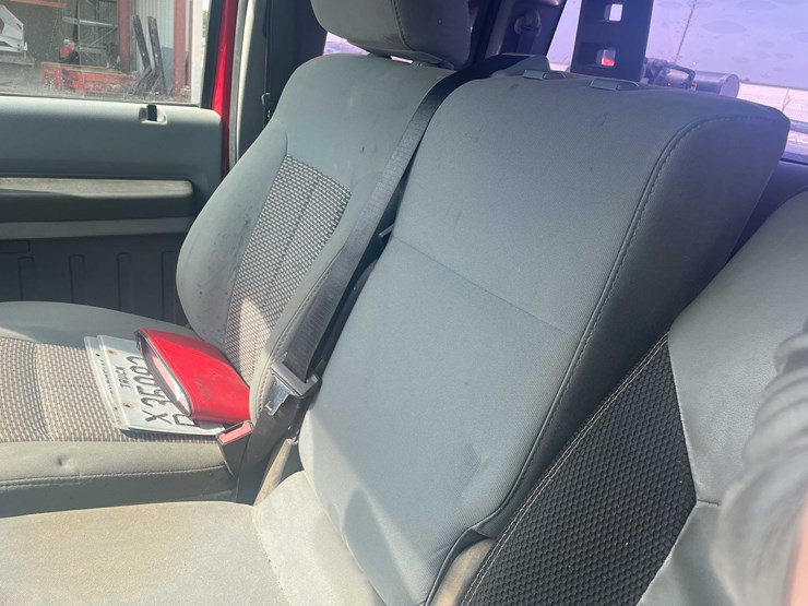 #5677-•-2011-f250-4x4-extended-cab-(has-wi-title)-image-84