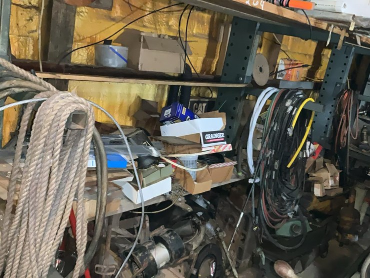 #264-•-cantilever-rack-and-contents-image-2