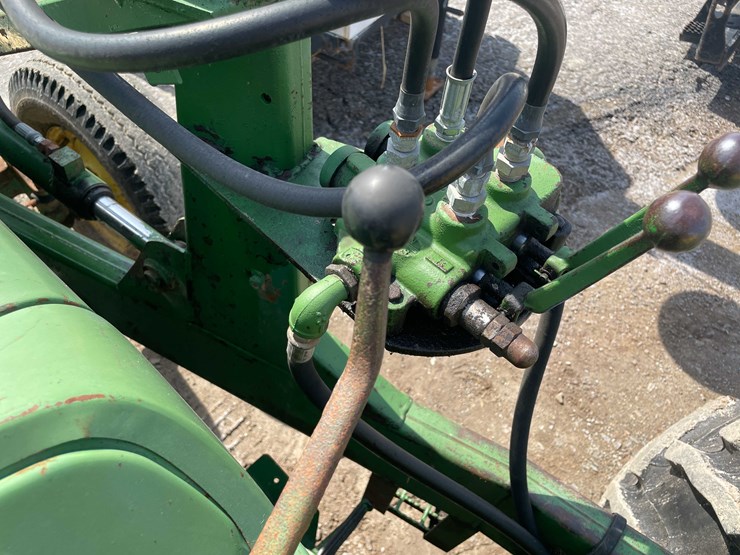 1961-john-deere-2010-image-34