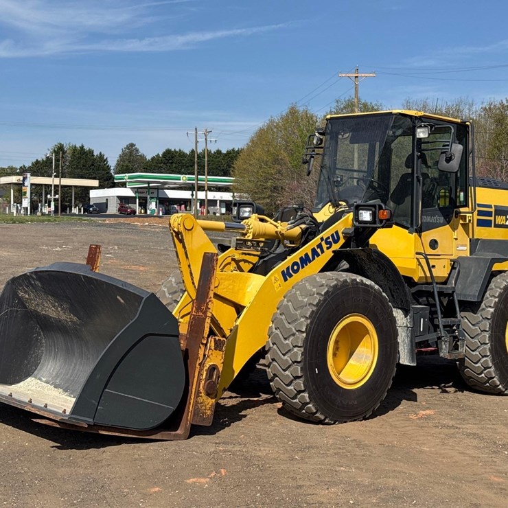 2020 KOMATSU WA270-8