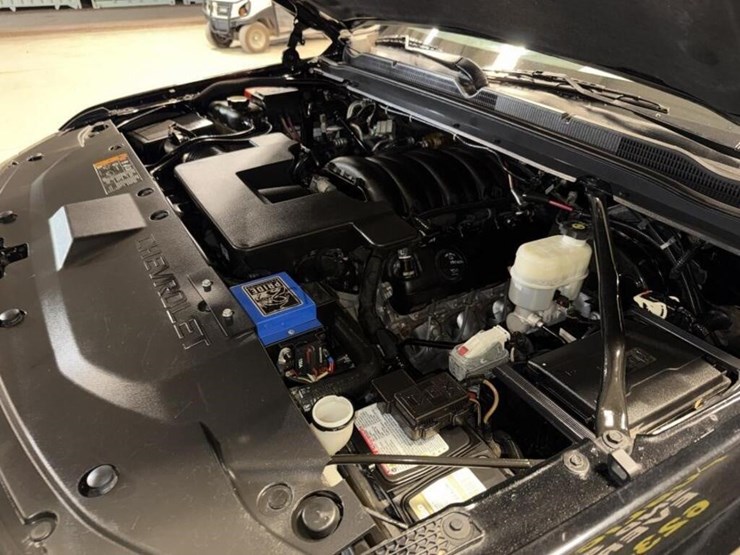 2019-chevrolet-tahoe-image-12