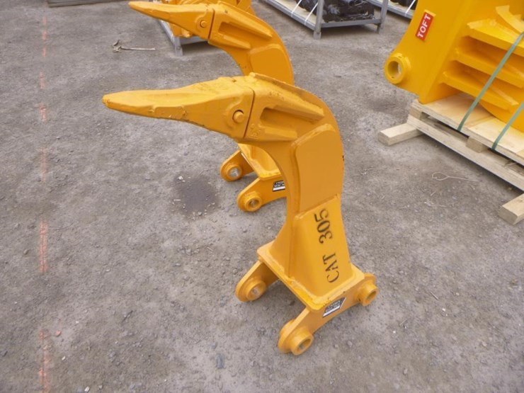 caterpillar-305-image-1