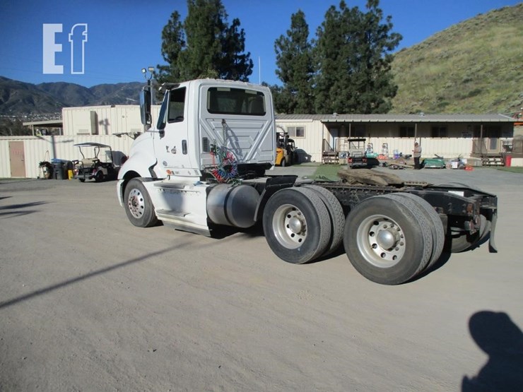 2017-international-prostar-image-4