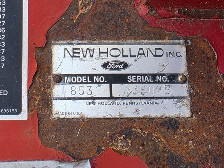 new-holland-853-image-5