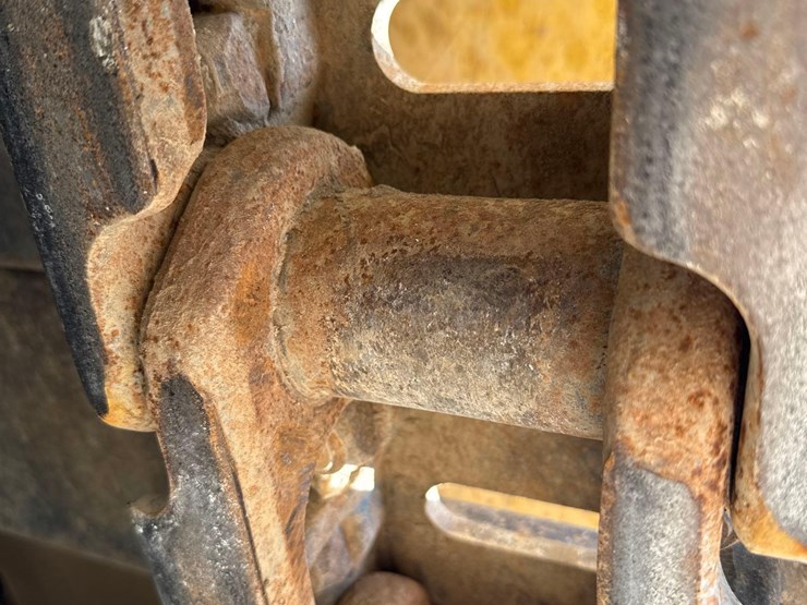 2018-caterpillar-336fl-image-17