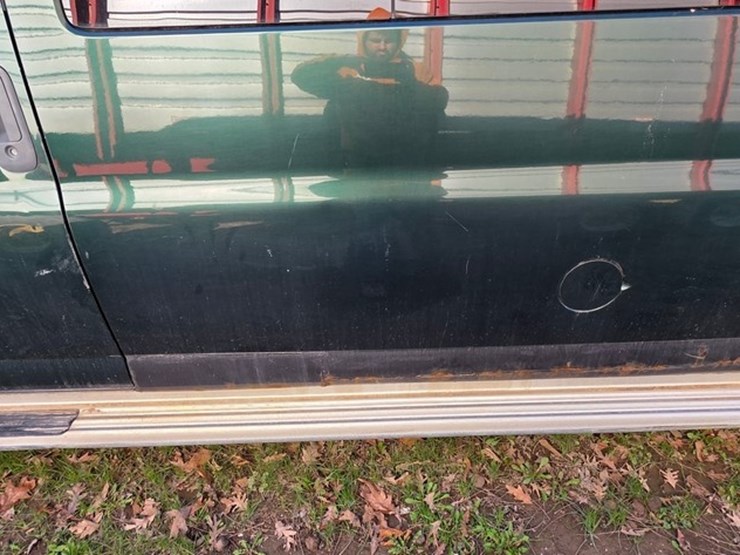 2000-chevrolet-3500-image-8