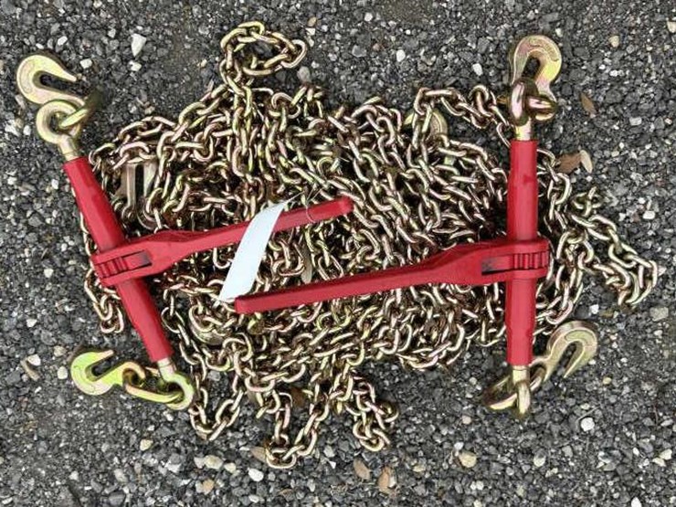 #67-•-(4)-5/16"-20'-chains-&-(2)-5,400-lb-boomers-image-1
