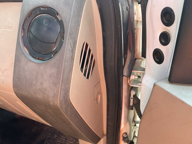 #5672-•-2010-f250-4x4-extended-cab-(has-wi-title)-image-75