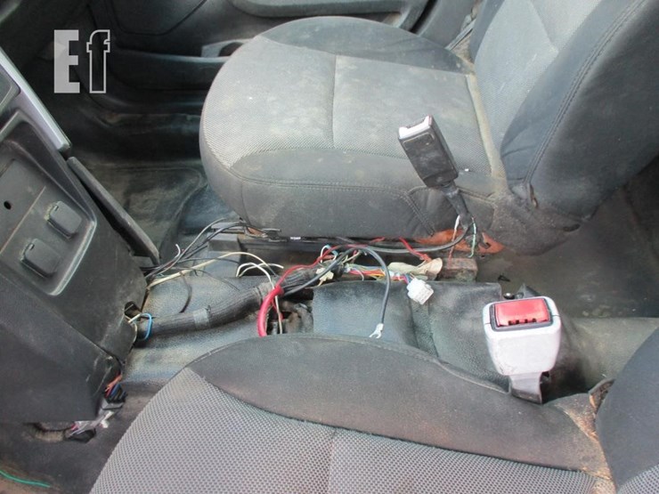 2014-ford-explorer-image-8