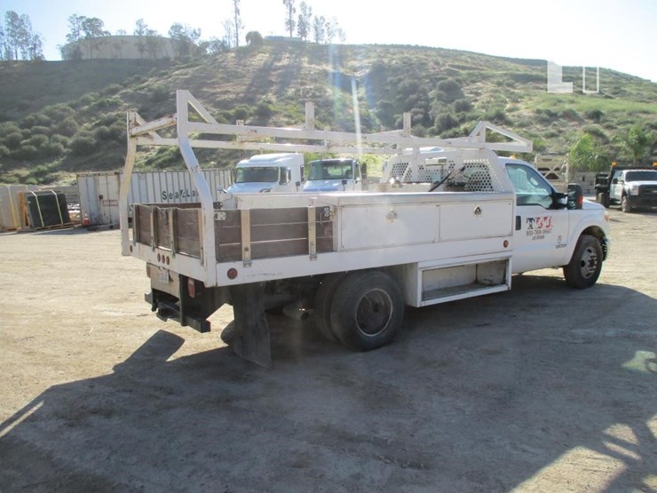 2015-ford-f350-image-3