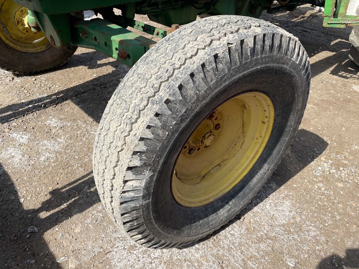 1961-john-deere-2010-image-16