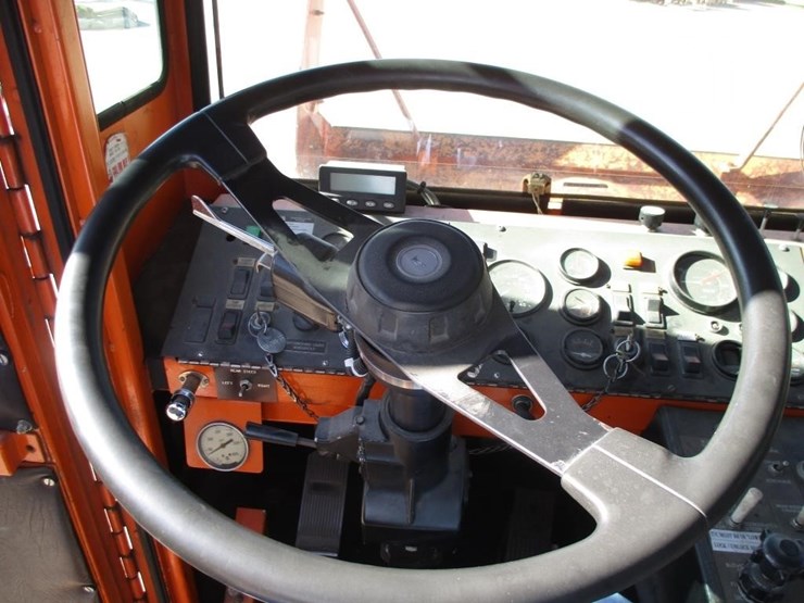 1992-caterpillar-c13-image-19