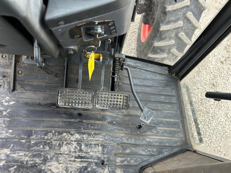 kubota-m105s-image-24